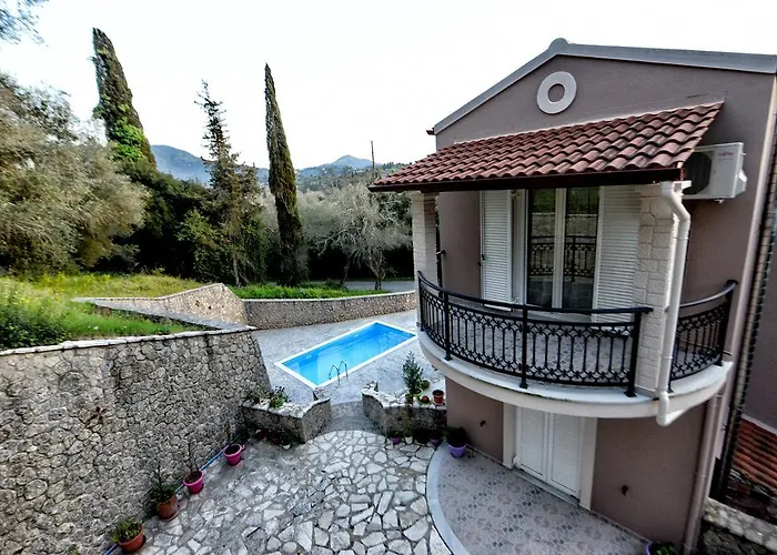 Villa Natalia Kouramádes